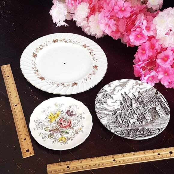 Handmade 3-Tier Cake Stand in Autumn Browns Thanksgiving Dessert Serving Tray - Picture 6 of 13